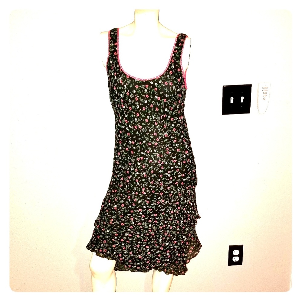 Sleeveless Midi dress